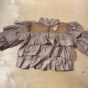 Impulsive Cropped Blouse size M (A)